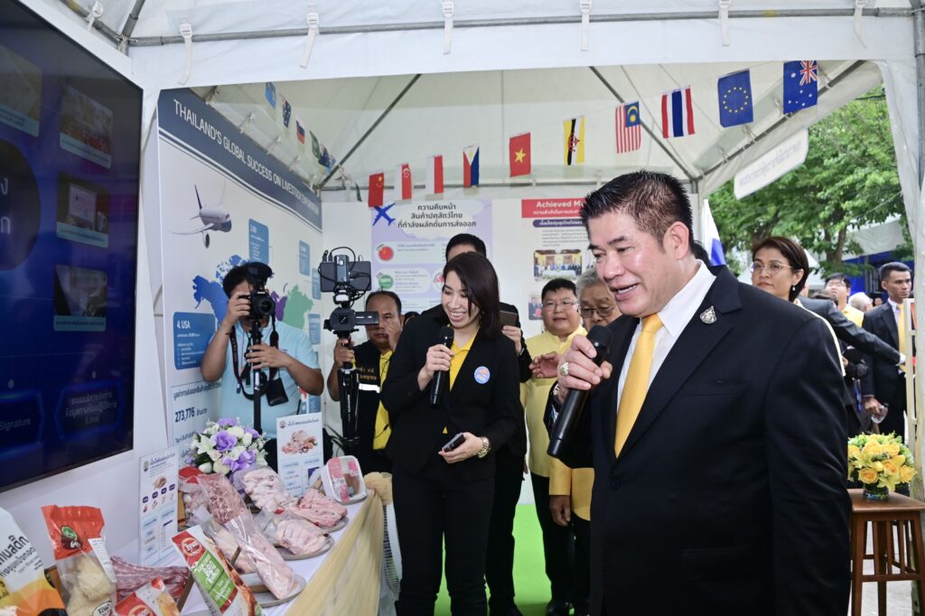 ร้อยเอก ธรรมนัส พรหมเผ่า