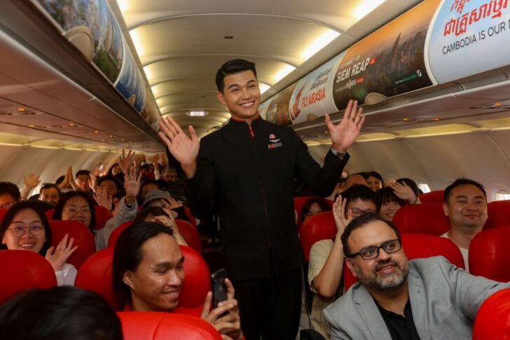 Asia Airline (1)