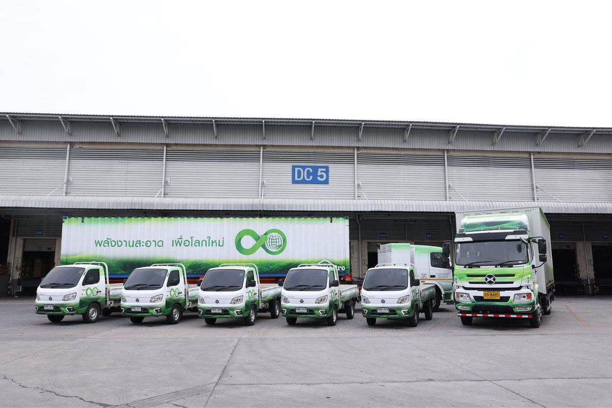 โฮมโปร เปิดตัว EV Truck ลอตแรก 14 คัน ใช้พลังงานสะอาด ลดต้นทุนขนส่ง 21%
