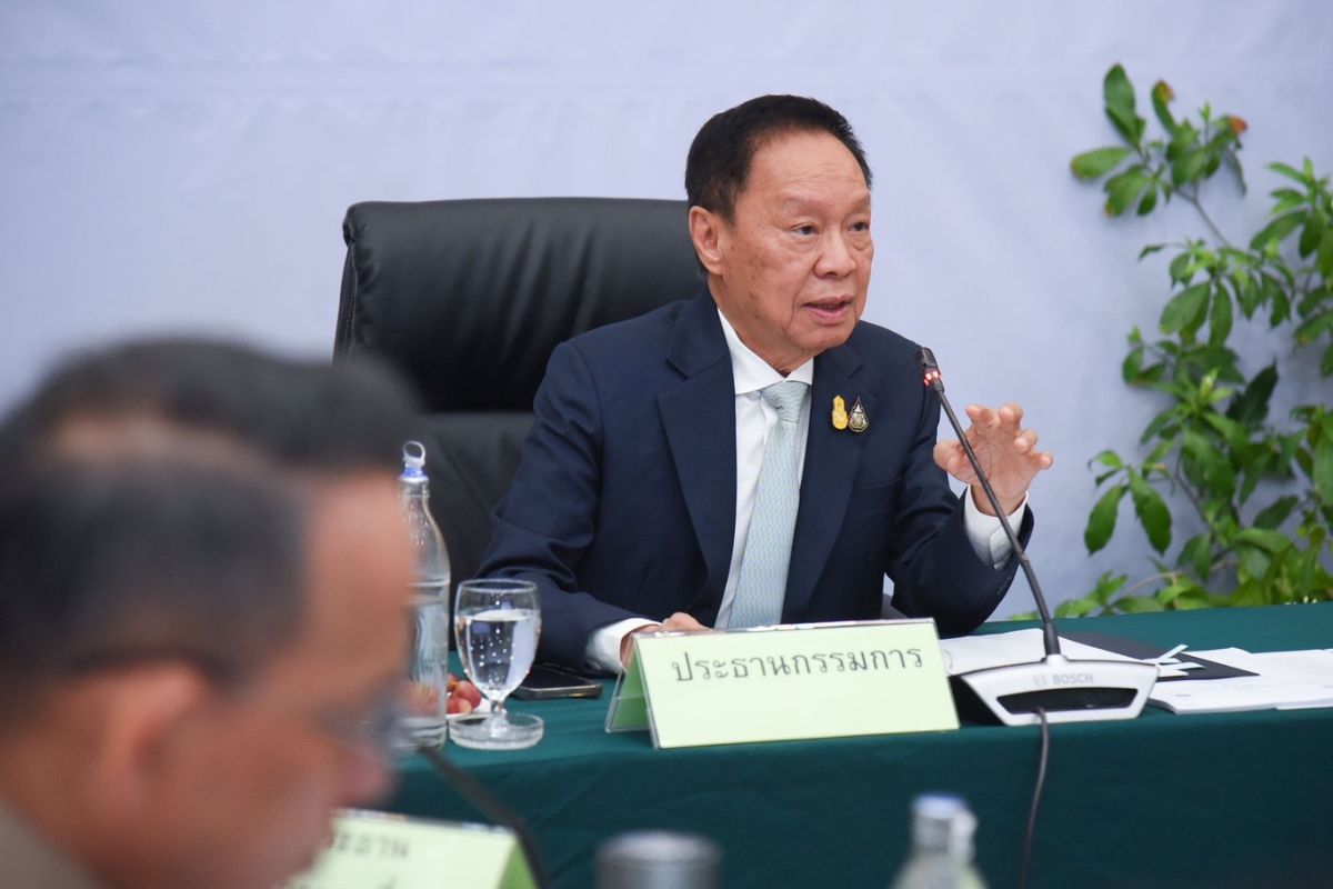 “พัชรวาท” ถกโรดแมปลดก๊าซเรือนกระจก ปี 2573
