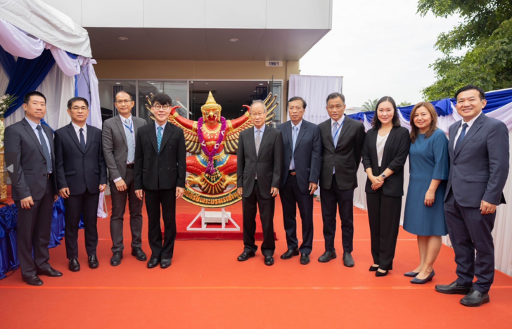 image1 กรุงเทพประกันภัยทำพิธีอัญเชิญองค์ครุฑขึ้นประดิษฐาน
