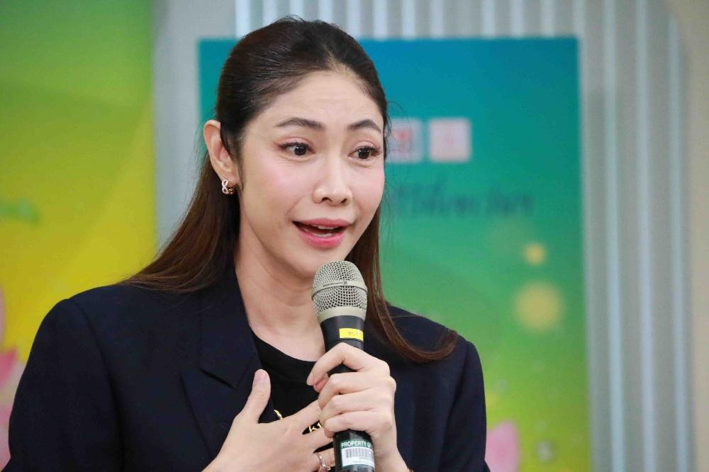 รสสุคนธ์ กองเกตุ