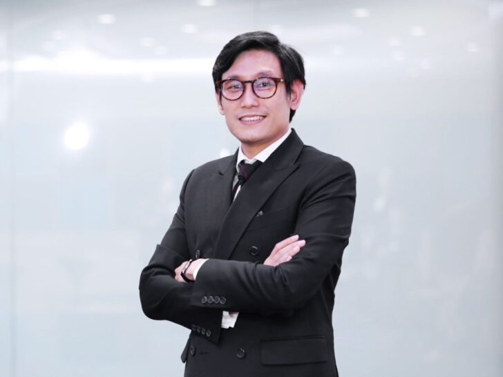 นายคมศร ประกอบผล นายคมศร ประกอบผล