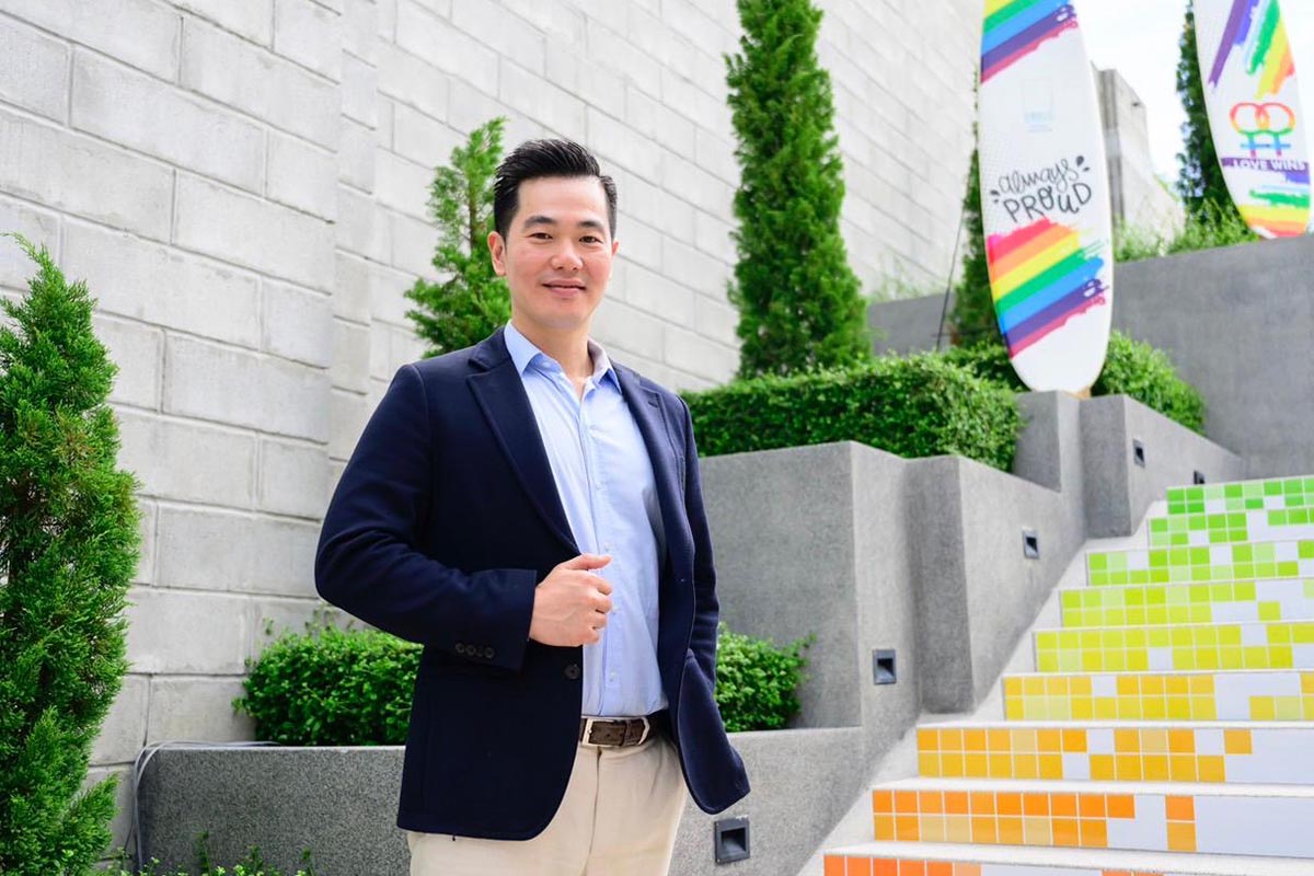 ธีรินทร์ ธัญญวัฒนกุล