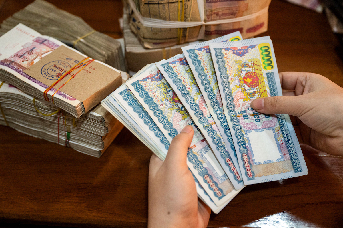 รัฐบาลทหารจับชาวเมียนมาผู้ซื้อ-ขายคอนโดฯในไทย ปราบปรามการนำเงินออกนอกประเทศ