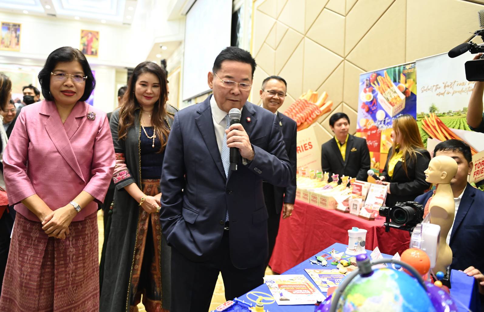 ผู้ว่างงานห้ามพลาด นภินทร จัดให้ “มหกรรมรวมพลัง SME ไทย สร้างอาชีพ”