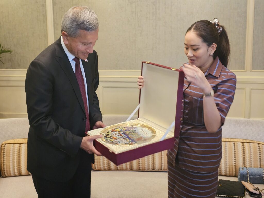 นางสาวแพทองธาร ชินวัตร