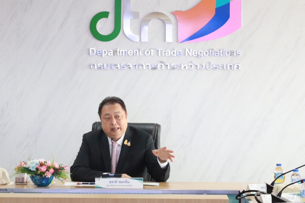 สุชาติ ชมกลิ่น