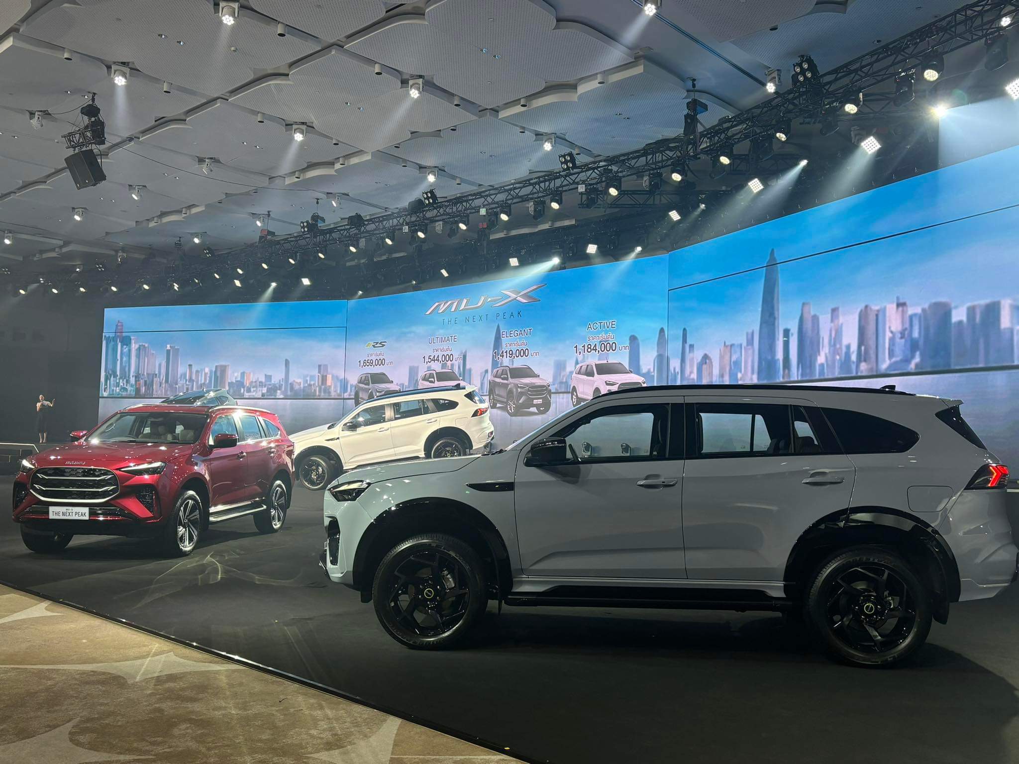 Isuzu MU-X 2025 เพิ่มรุ่น RS ขายราคา 1,184,000-1,759,000 บาท