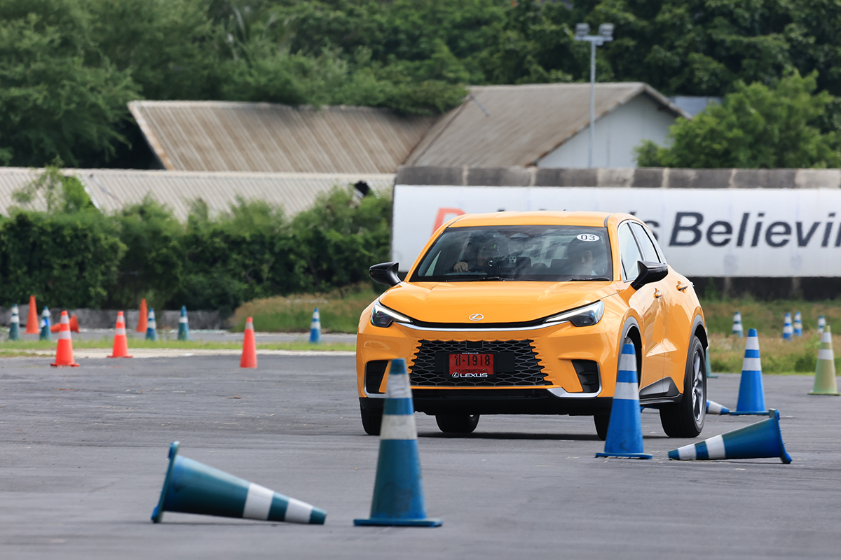 Lexus LBX