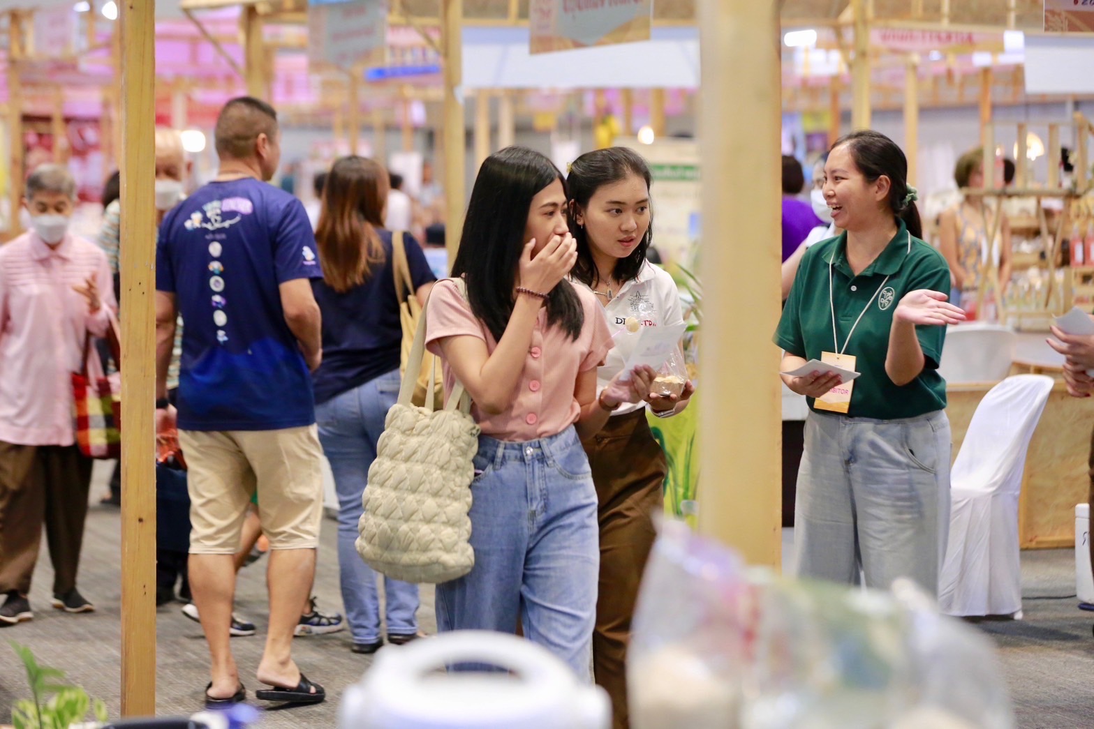 มหัศจรรย์ข้าวไทย 2024 วันสุดท้าย แจกฟรีหอมมะลิ 3 สายพันธุ์ กิจกรรมแน่น ร้านดังเพียบ