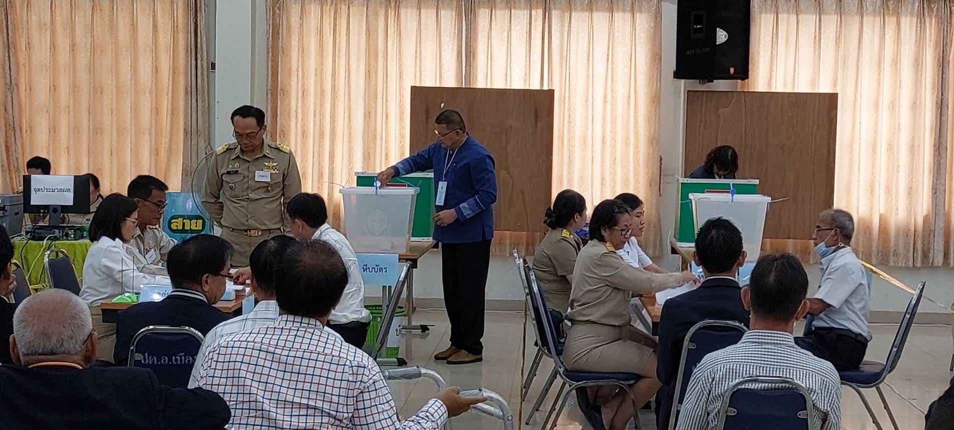 บรรยากาศ เลือก สว.ระดับอำเภอ ของจังหวัดอุดรธานี ยังไม่มีข้อร้องเรียน