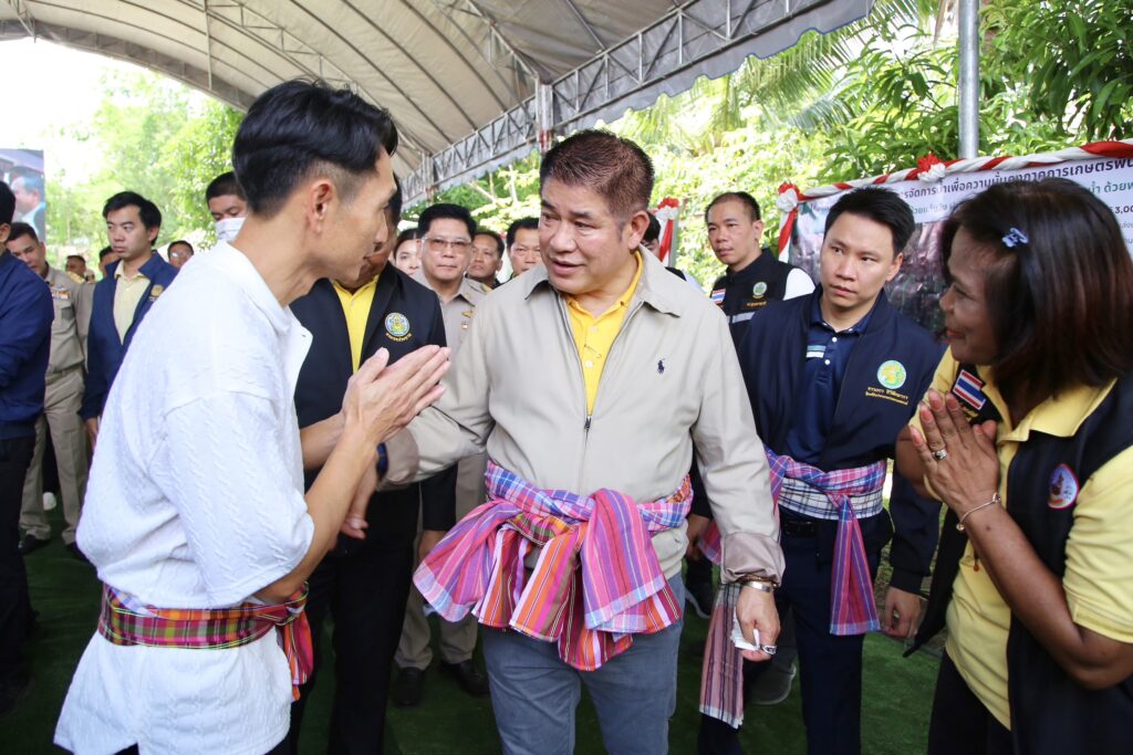 ธรรมนัส