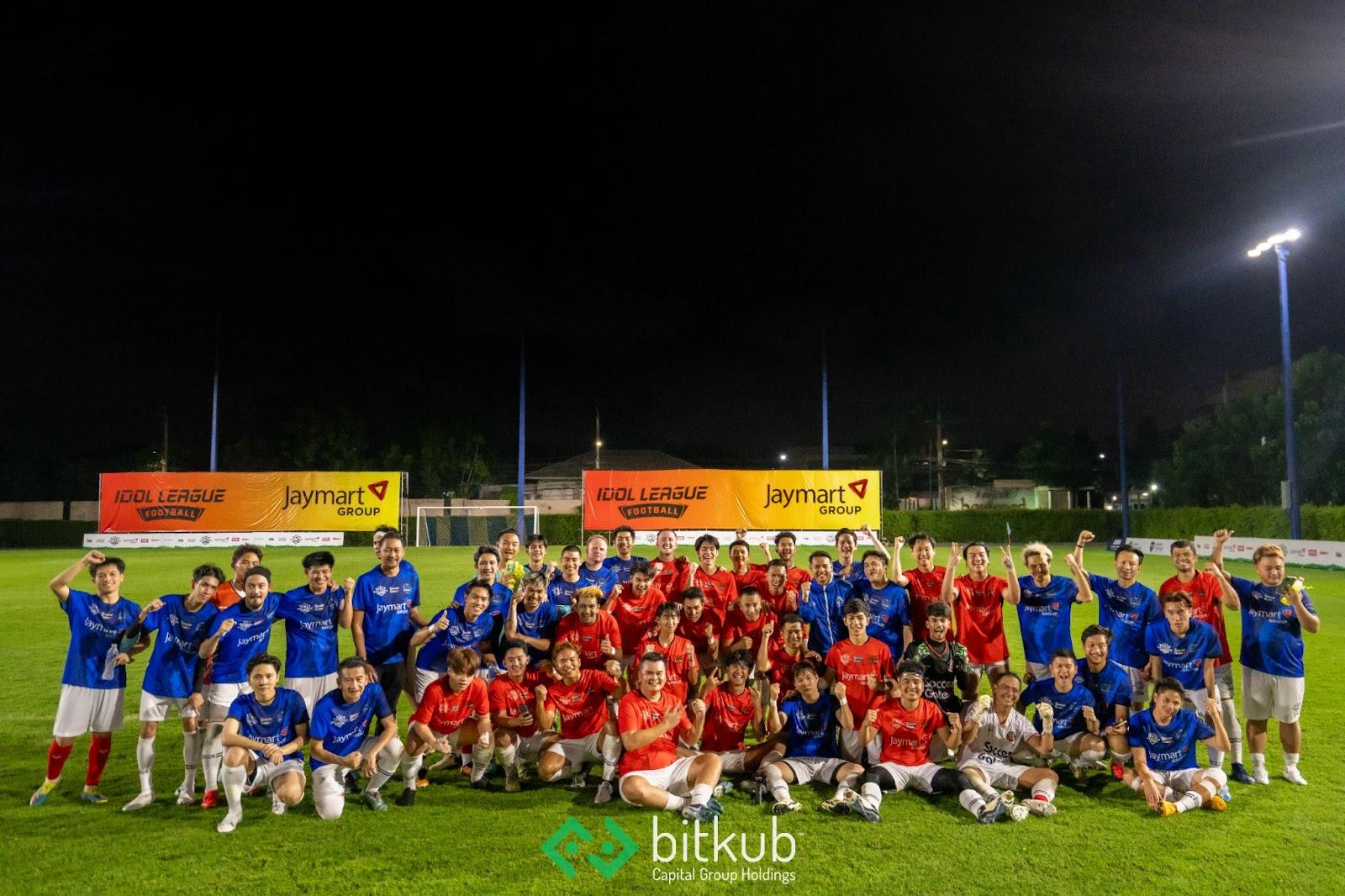 ท๊อป จิรายุส ลงสนามดวลแข้งกับอินฟลูไทยในศึกฟุตบอล Idol League Season 2