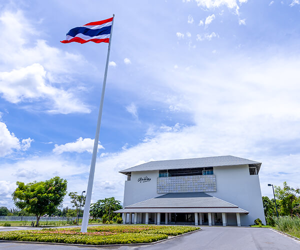 โรงเรียนราชินีวิพัฒน์