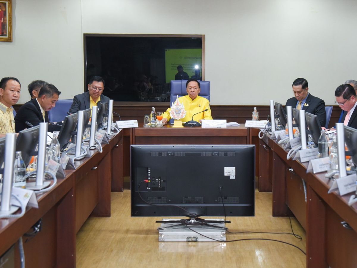‘พัชรวาท’ เร่งรัด 2 โครงการจัดงานเฉลิมพระเกียรติยิ่งใหญ่ ถวายในหลวง ร.10