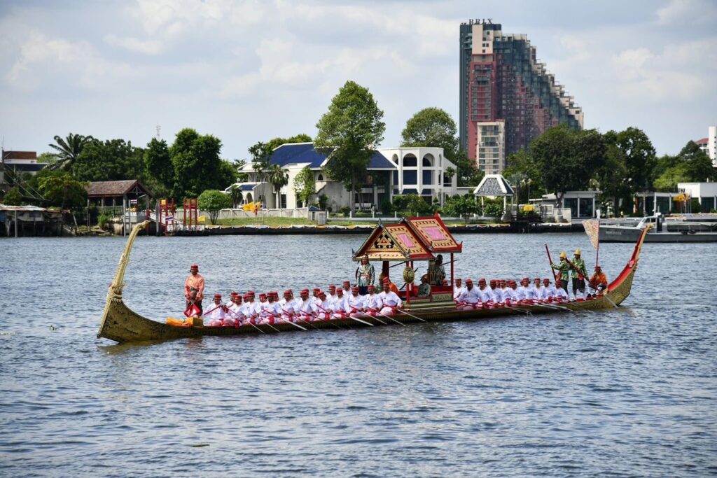 ขบวนพยุหยาตราทางชลมารค