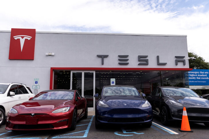 Tesla เทสลา Tesla