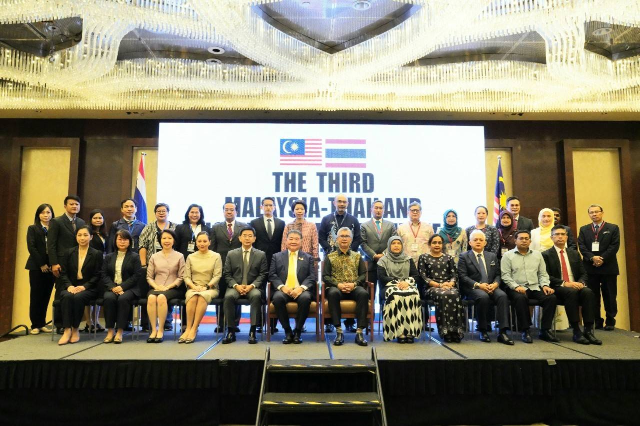 ”ภูมิธรรม“ ประชุม JTC ไทย-มาเล ครั้งที่ 3 ในรอบ 9 ปี พร้อมลุยเพิ่มการค้า