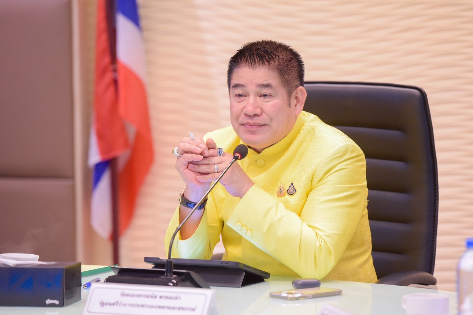 ร้อยเอกธรรมนัส พรหมเผ่า