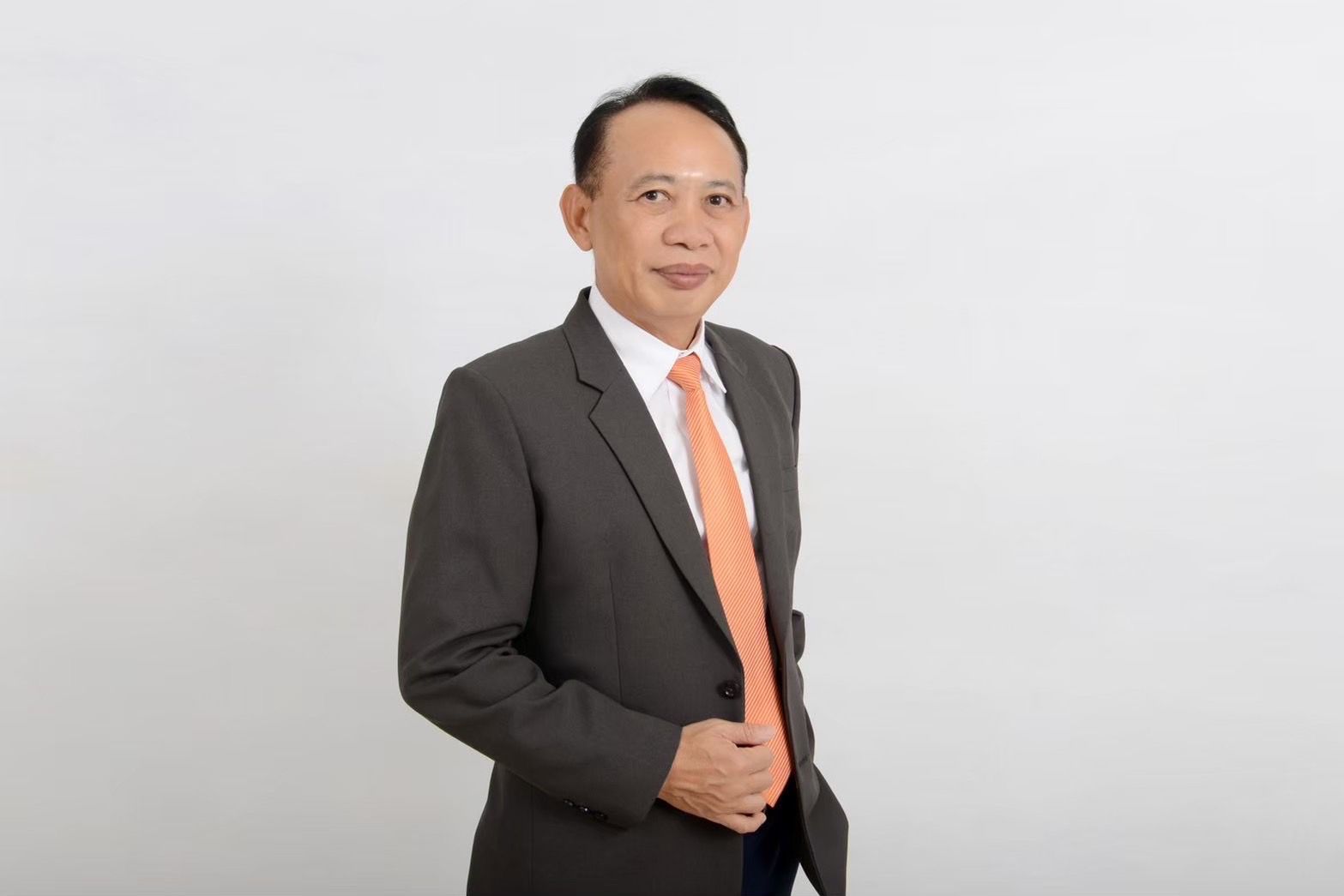 ประเสริฐ สินสุขประเสริฐ