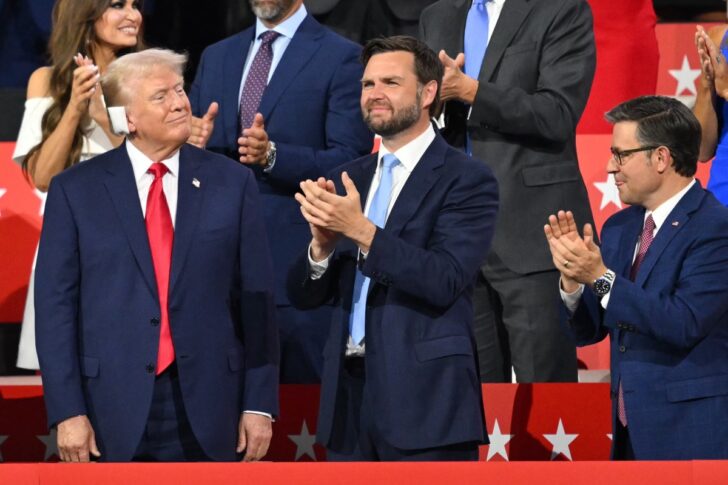 TRUMP-VANCE โดนัลด์ ทรัมป์ และ เจ.ดี. แวนซ์