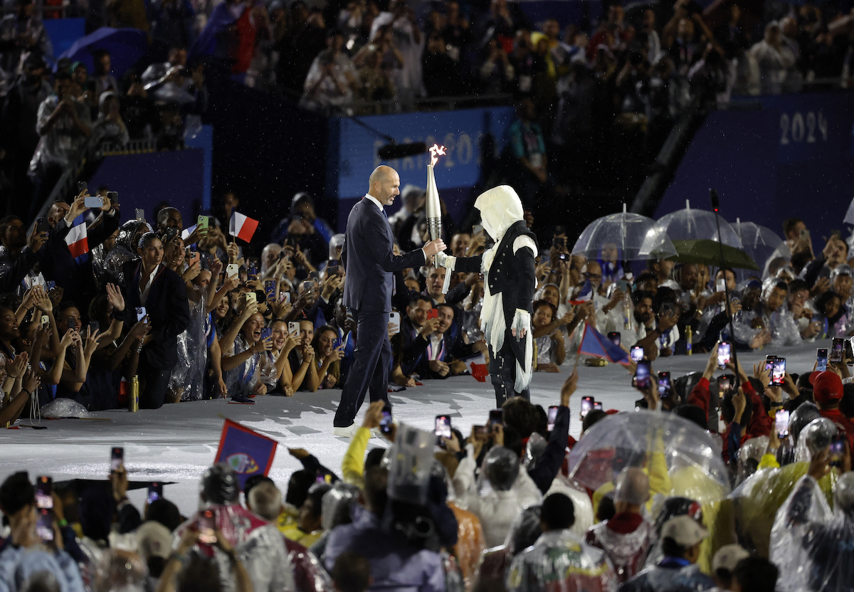 พิธีเปิด โอลิมปิก ปารีส 2024 วันที่ 26 กรกฎาคม 2024 (ภาพโดย Odd ANDERSEN / AFP)