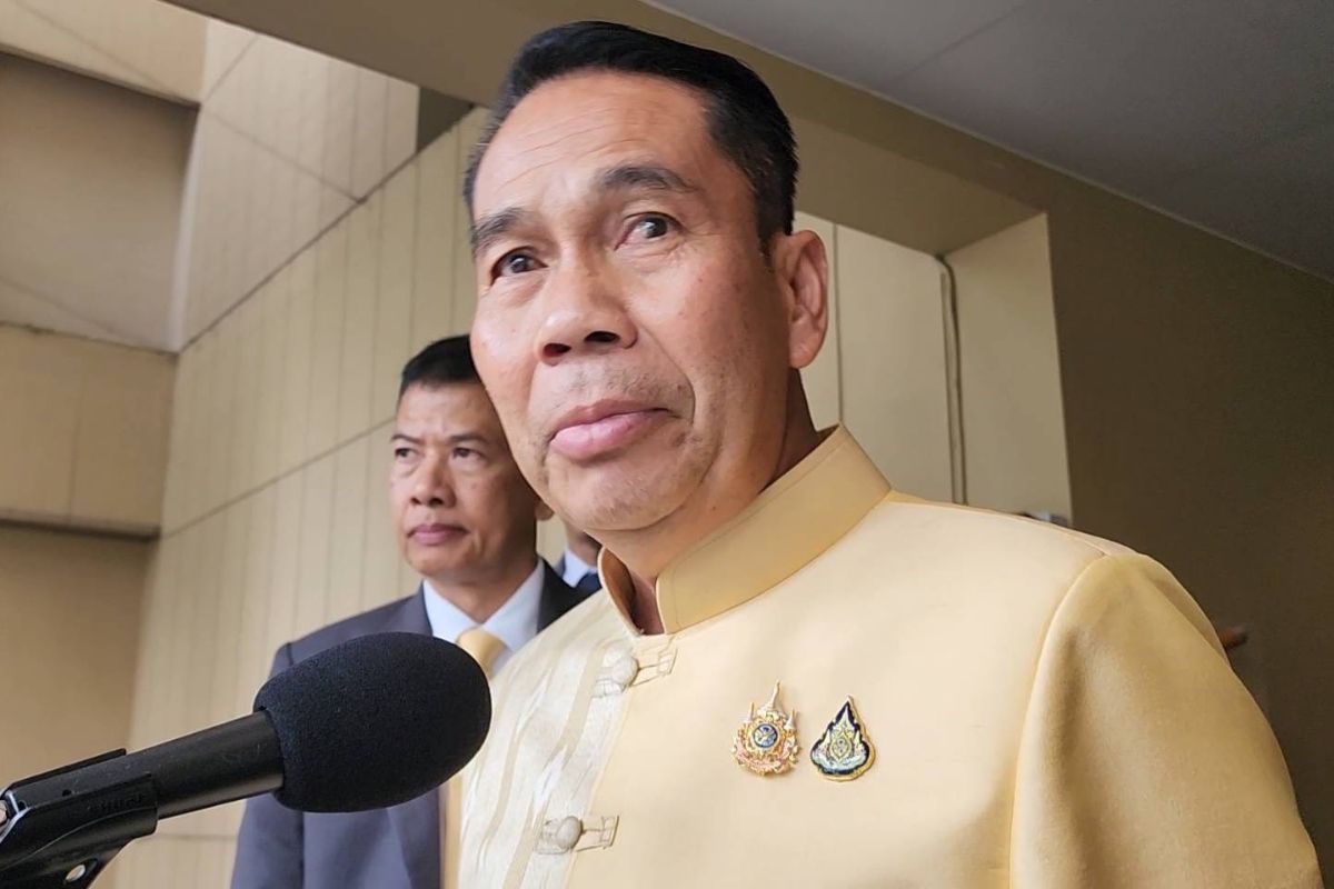 สุทิน เผย​ ครม.​เคาะงบฯสร้าง-ซ่อมแซม​บ้านพักข้าราชการกลาโหม​ 600 ล้าน​