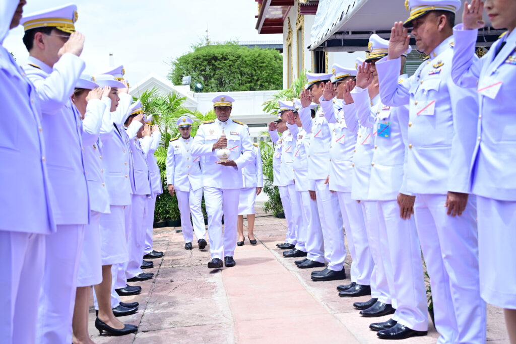 กรุงเทพมหานคร ประกอบพิธีพลีกรรมตักน้ำศักดิ์สิทธิ์-เชิญคนโทน้ำศักดิ์สิทธิ์