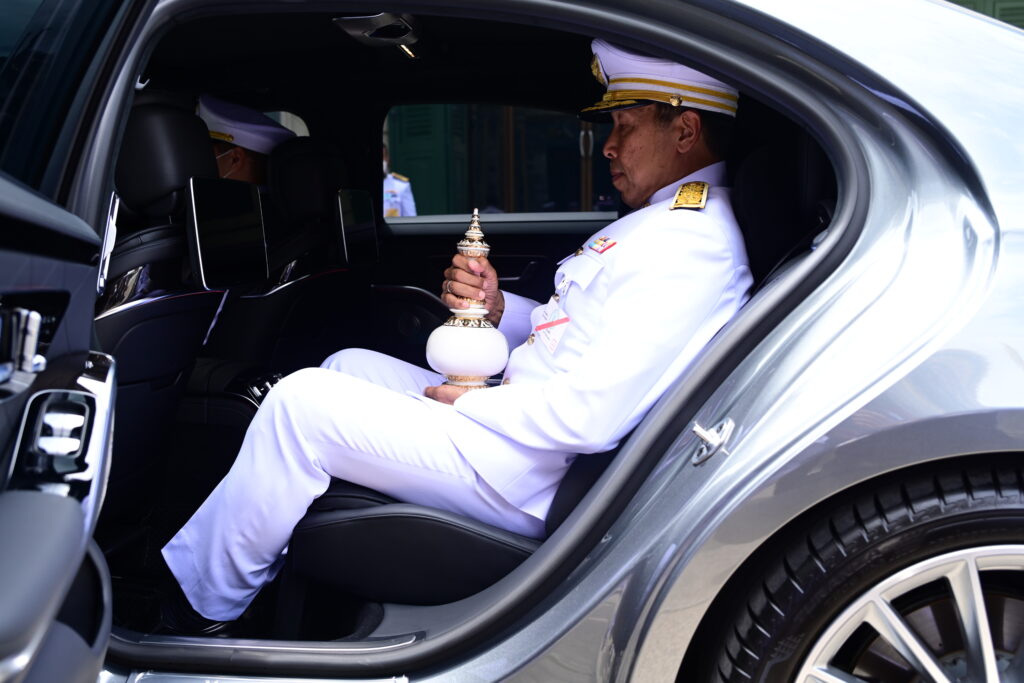 กรุงเทพมหานคร ประกอบพิธีพลีกรรมตักน้ำศักดิ์สิทธิ์-เชิญคนโทน้ำศักดิ์สิทธิ์