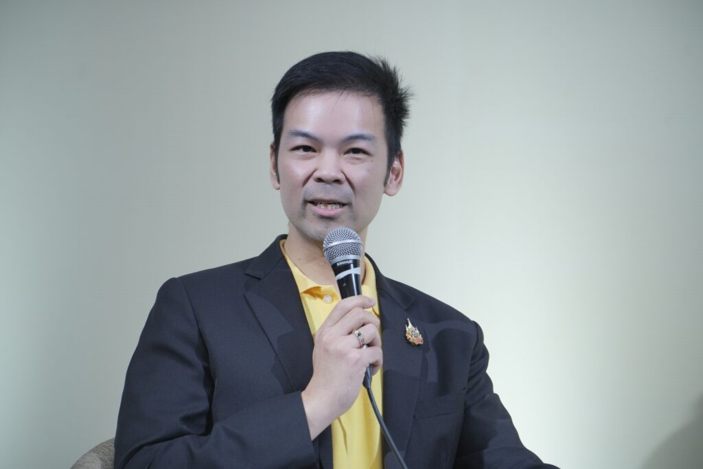 รศ.ดร.ชัชพล ไชยพร