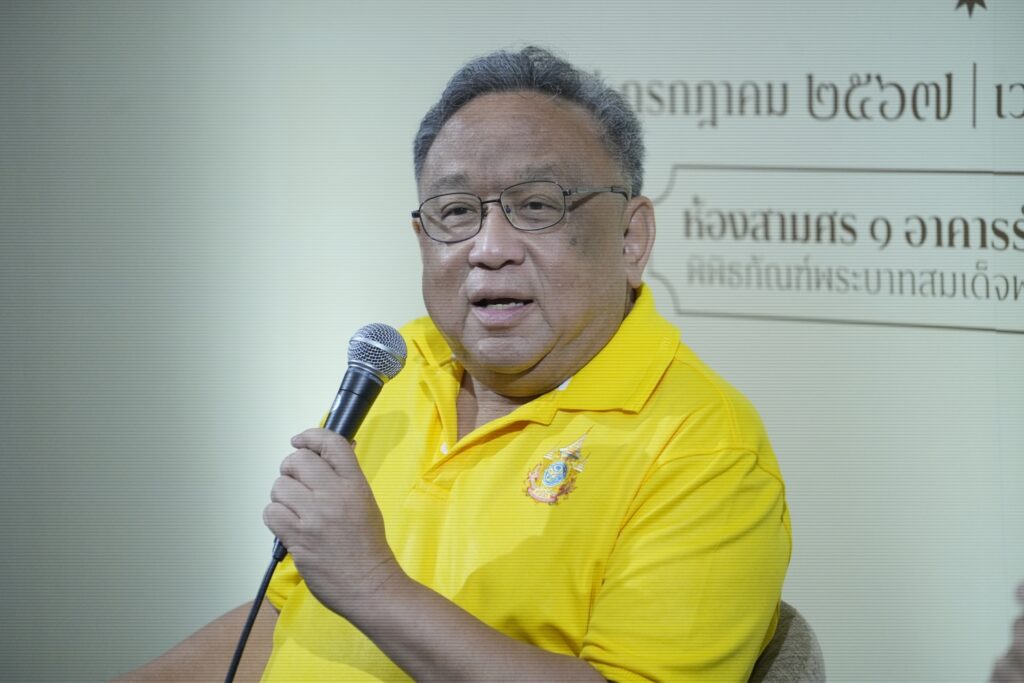 ศาสตราจารย์พิเศษ ธงทอง จันทรางศุ