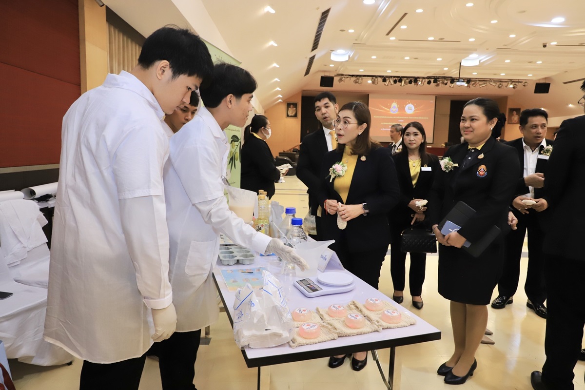 ก.แรงงาน ผนึก ‘เทคโนปทุมวัน’ ทำธนาคารหน่วยกิต เพิ่มโอกาสค่าจ้างสูง