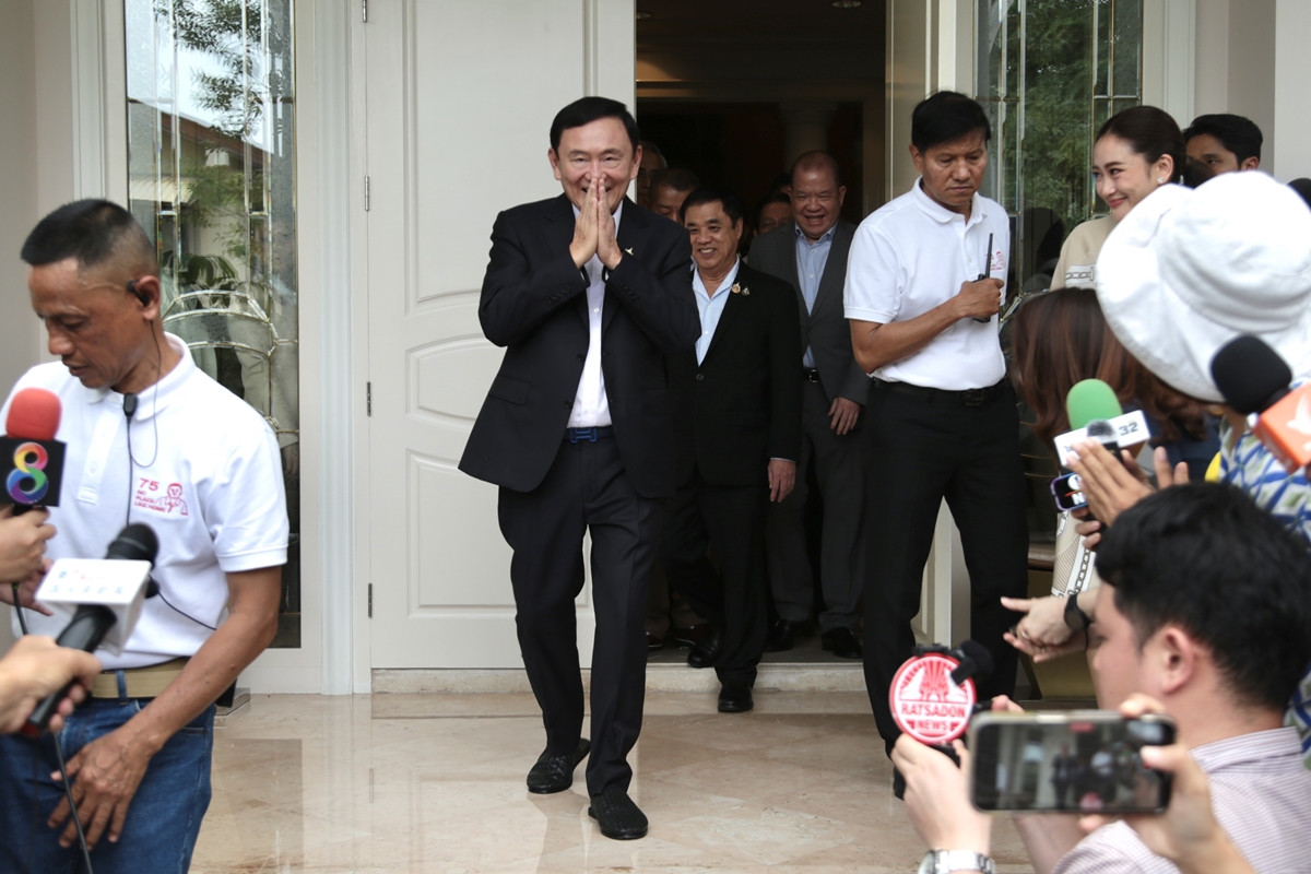 ศาลอาญา ยกคำขอ ทักษิณ ไปรักษาตัว พบบุคคลสำคัญที่ดูไบ