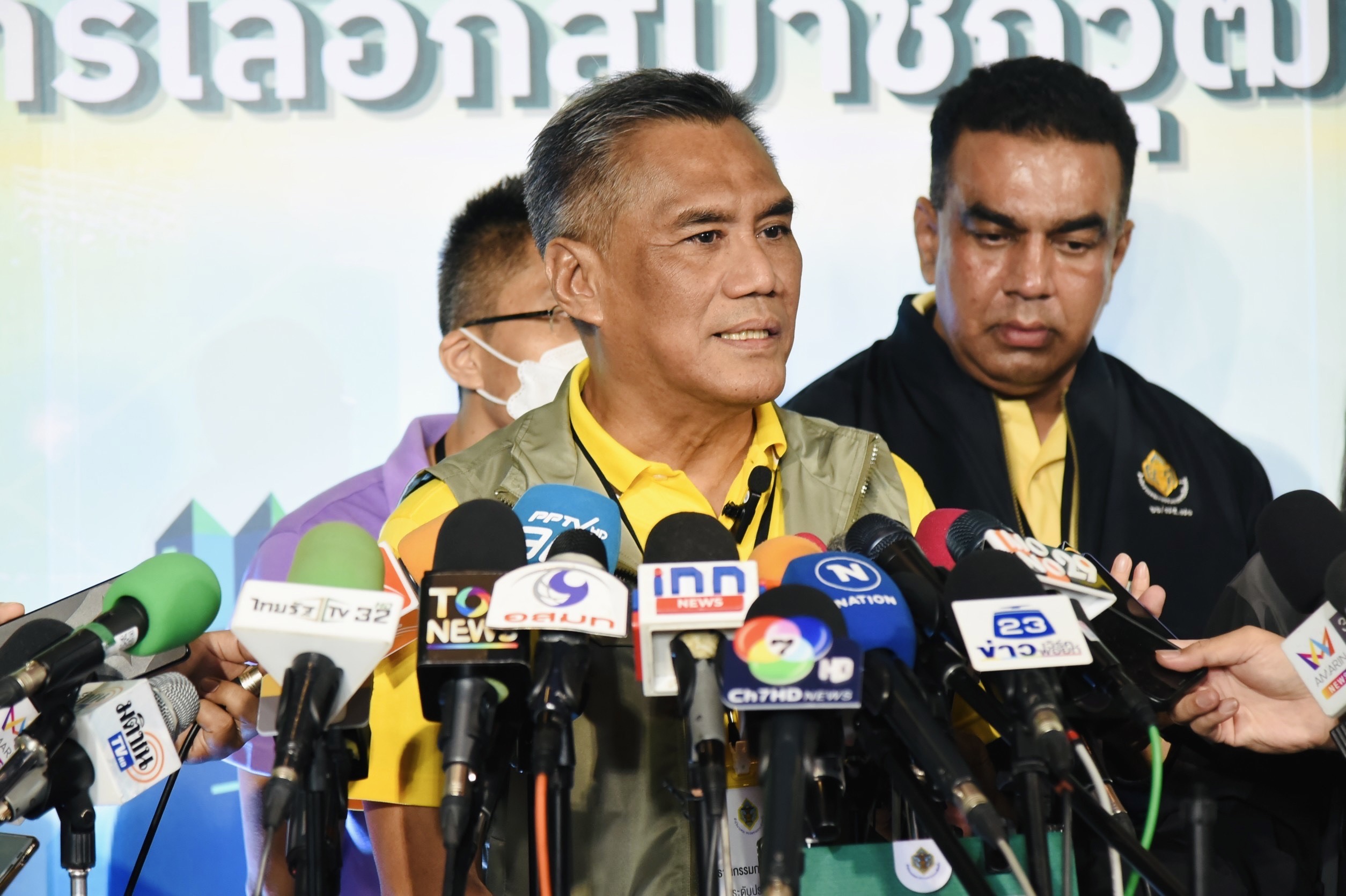 กกต.ไม่ประกาศรับรอง สว.ใหม่วันนี้ ประธาน กกต.ขออย่าใช้คำว่าเลื่อน