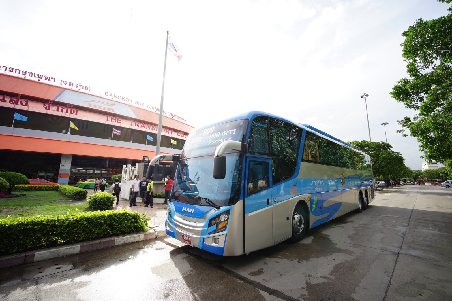บขส.พลิกโฉม “หมอชิต 2” เพิ่มรถอีก 445 คัน เปลี่ยนลายรถ-ยูนิฟอร์มใหม่