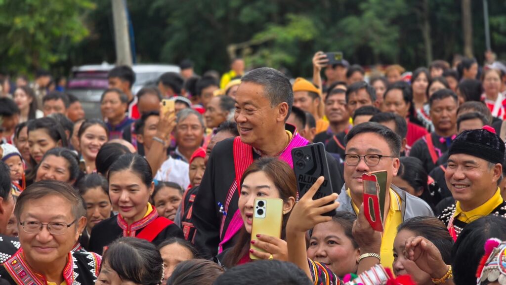 นายกฯ พบกลุ่มชาติพันธ์ุ 