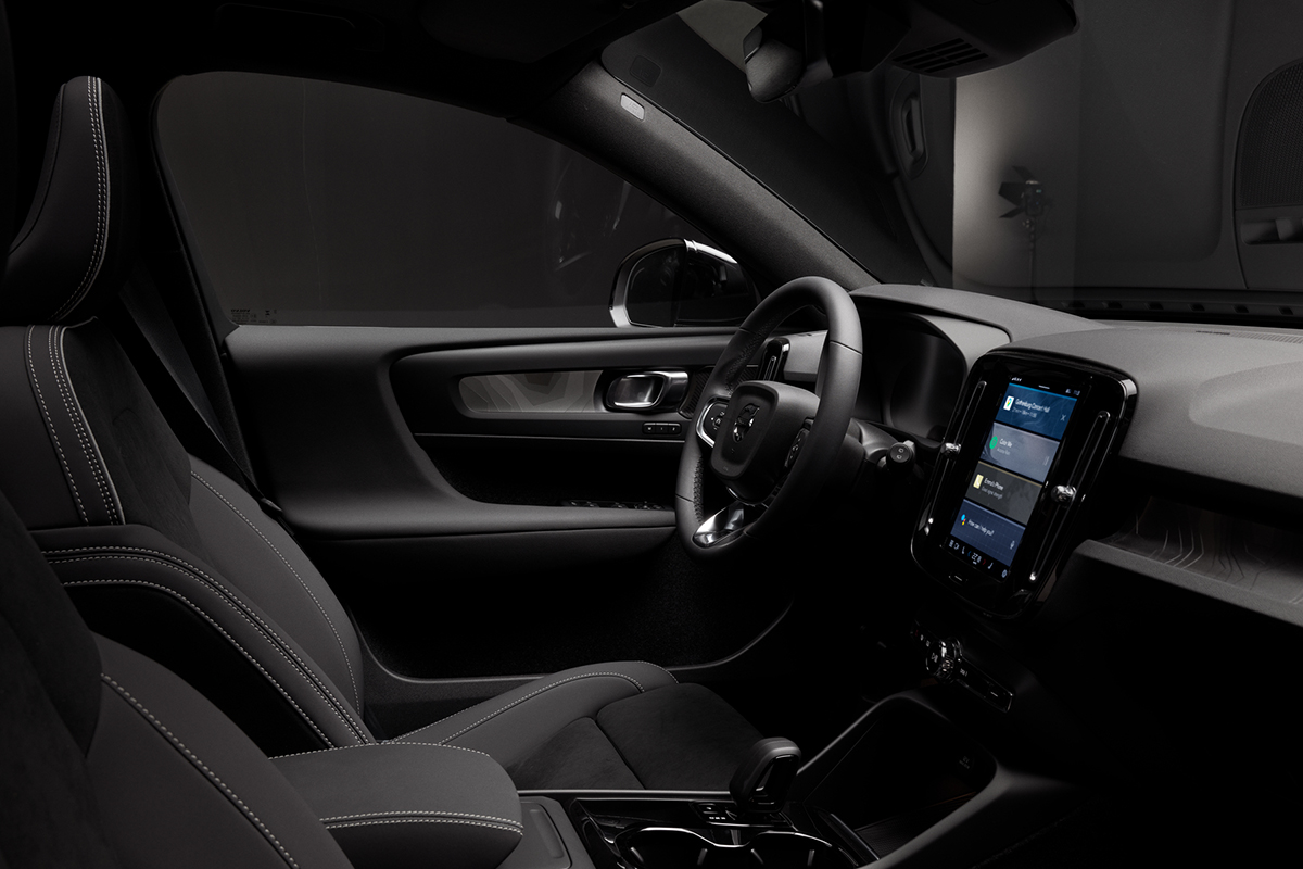 Volvo EX40