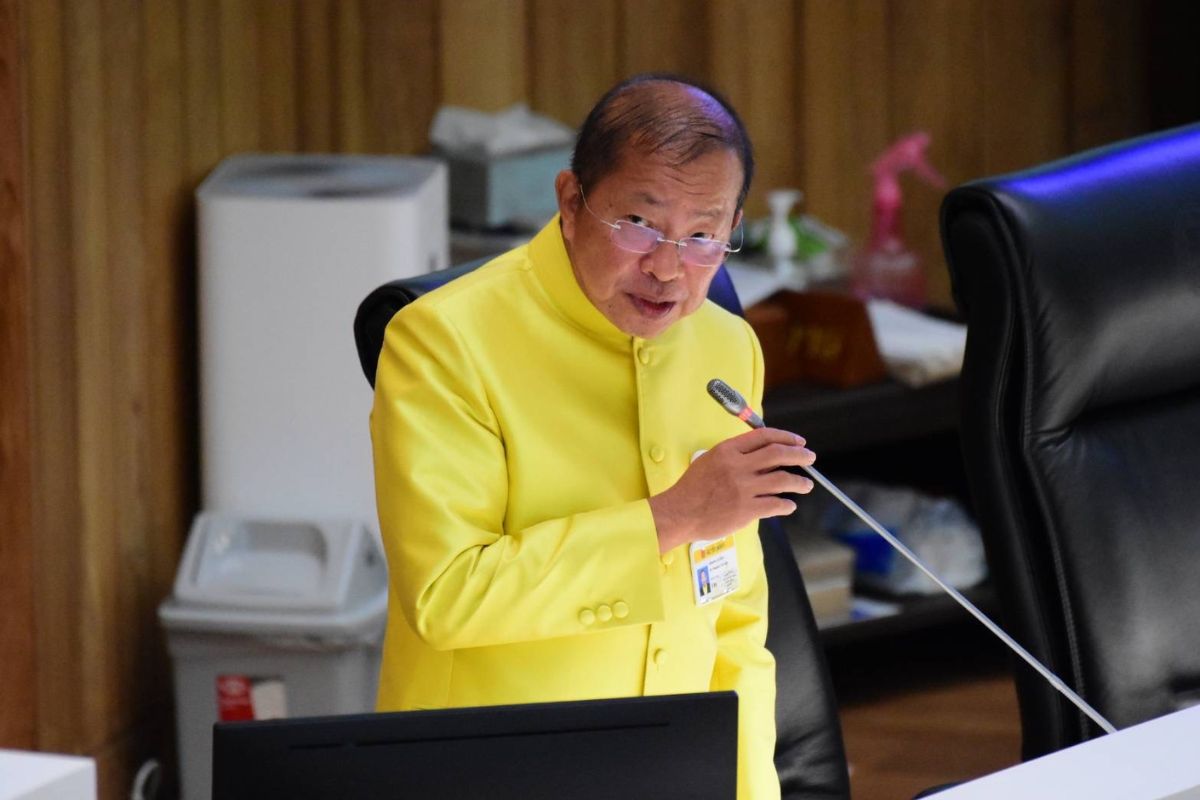 มงคล ผงาดนั่งประธานวุฒิสภา 159 คะแนน ชนะ นันทนา-หมอเปรมศักดิ์