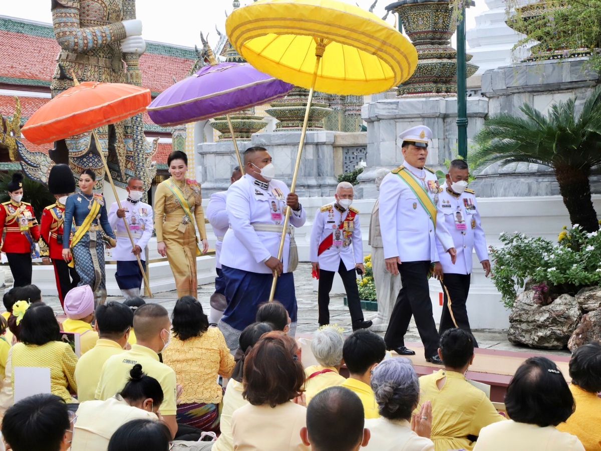 ในหลวง เสด็จฯ ในพระราชพิธีมหามงคลเฉลิมพระชนมพรรษา 6 รอบ