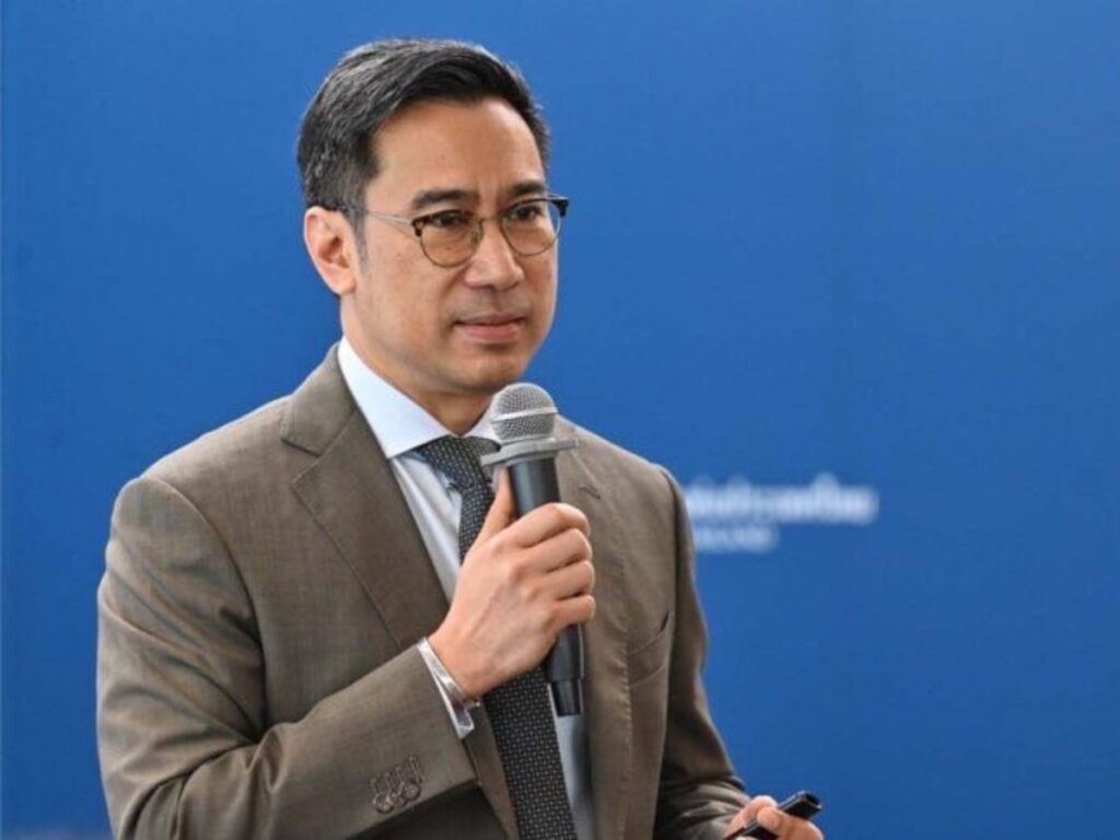 นายเศรษฐพุฒิ สุทธิวาทนฤพุฒิ