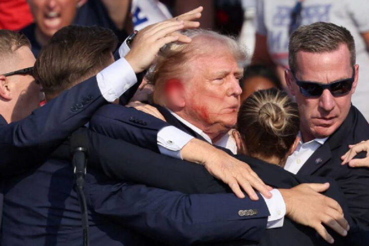 trumpbluer200-800-100-1024x683