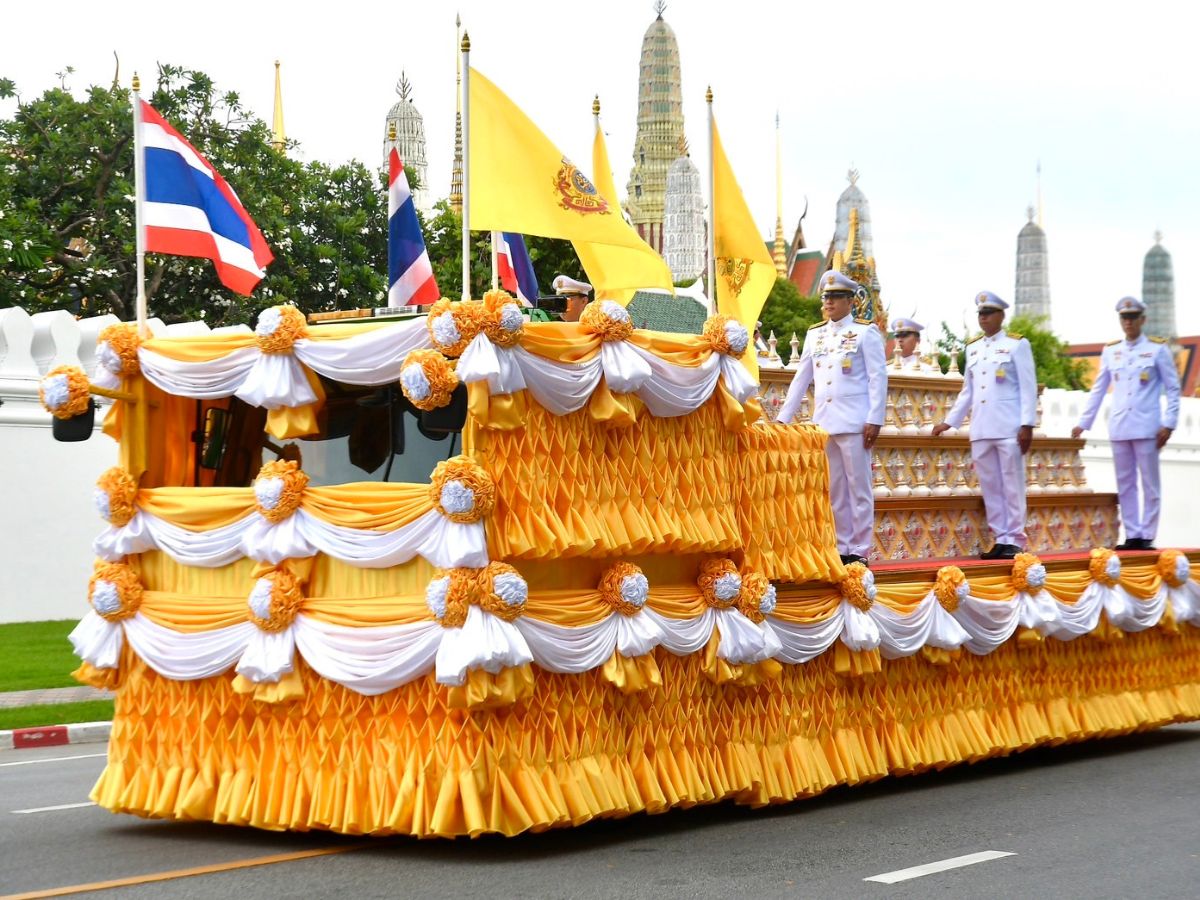 มหาดไทย เชิญคนโทน้ำพระพุทธมนต์ไปวัดโพธิ์ เตรียมประกอบพิธีเสกน้ำศักดิ์สิทธิ์ 16.30 น.วันนี้