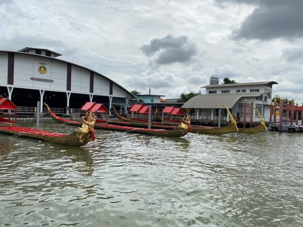 เรือพระราชพิธี