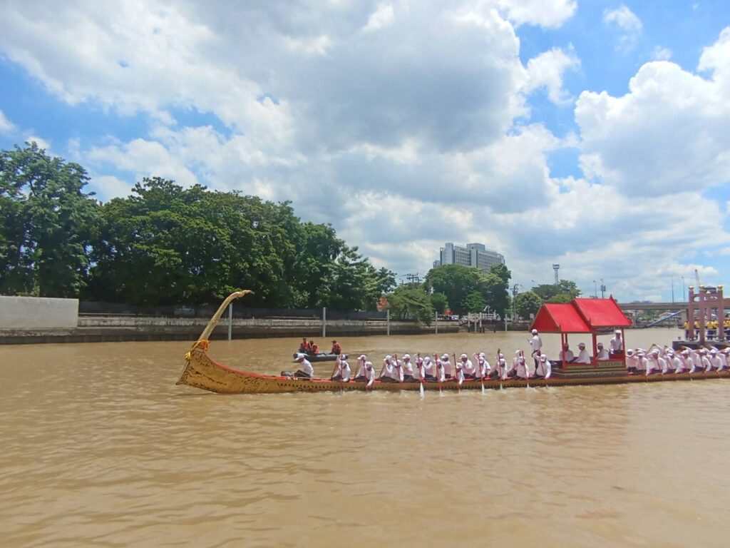 เรือพระราชพิธี