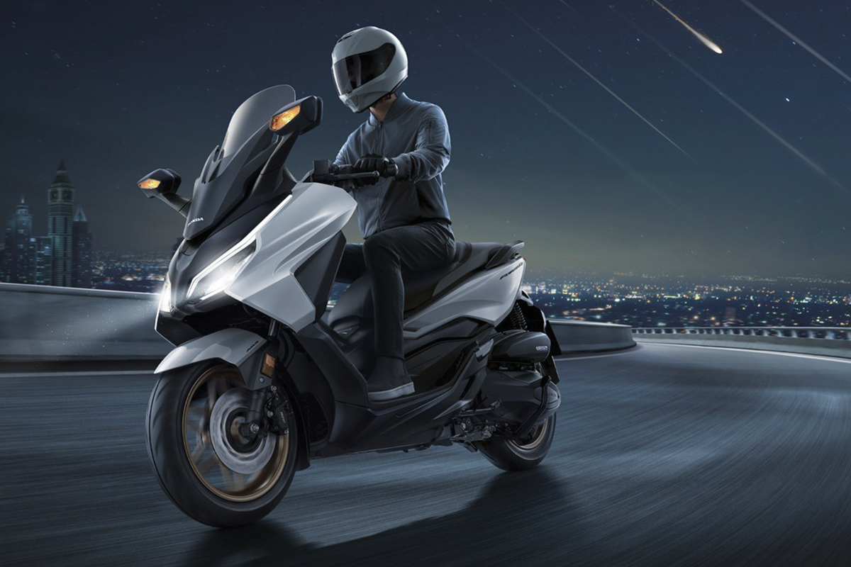 Honda FORZA350 พรีเมี่ยม…สกู๊ตเตอร์