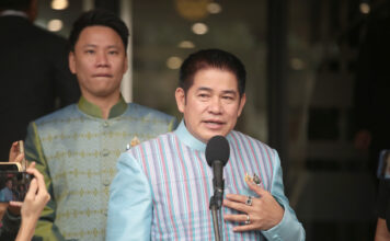 ร.อ.ธรรมนัส พรหมเผ่า