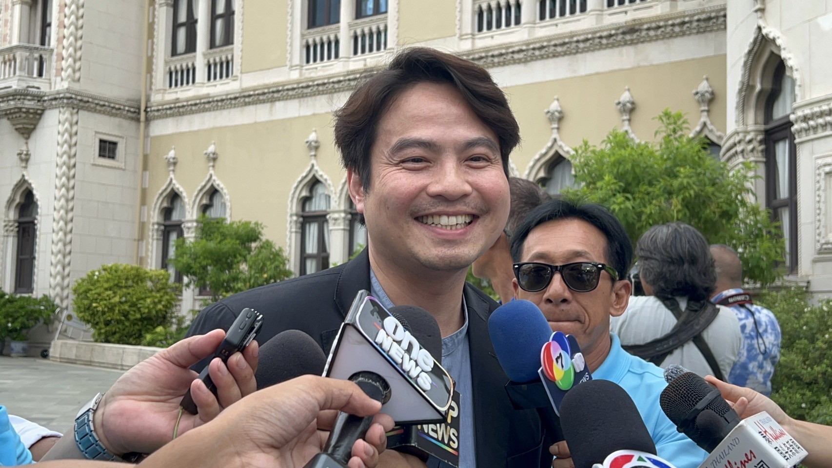 ภราดร งง วงพรรคร่วมไร้คุยกาสิโน – เหนียมหลังมีชื่อนั่ง รองประธานสภาฯ