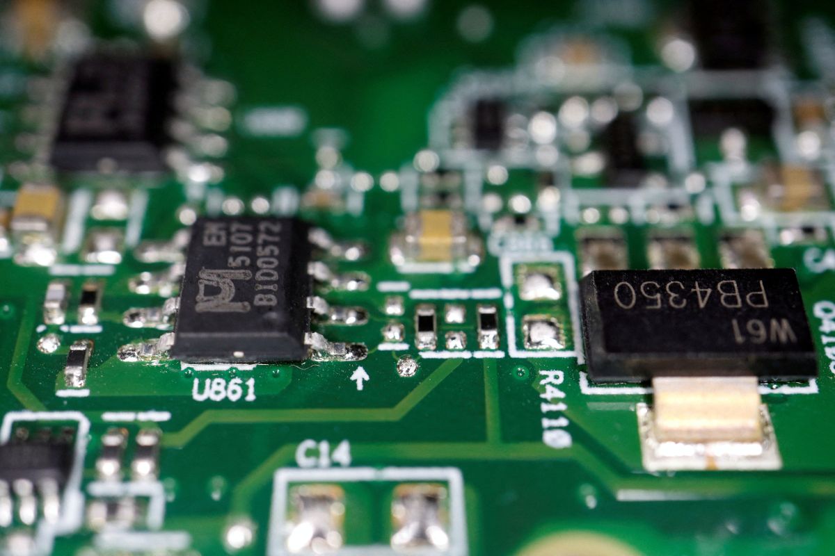 ดัชนีหุ้นชิปร่วง 7% นักลงทุนกังวล ARM คาดการณ์ไม่สดใส