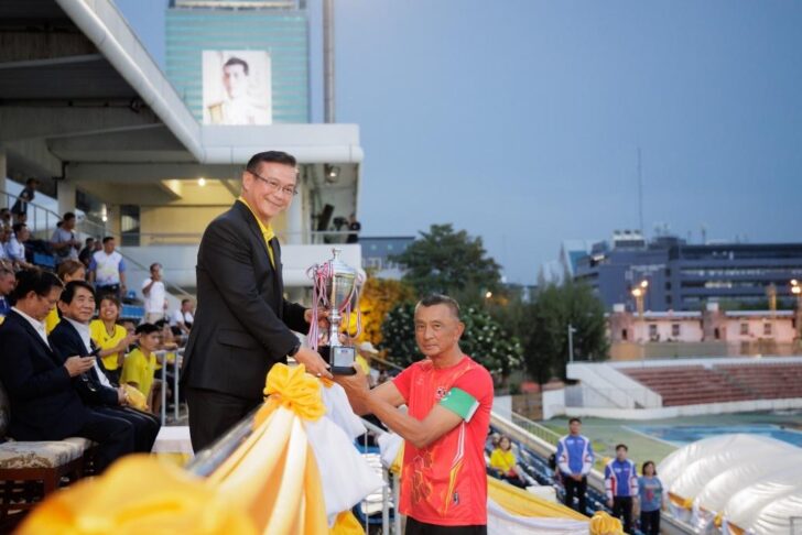 image3 ปิดฉากอย่างยิ่งใหญ่กับการแข่งขันฟุตบอลอาวุโส